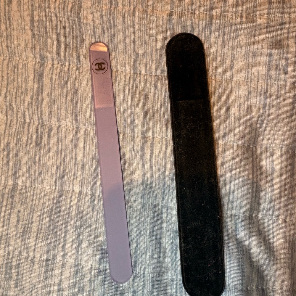 Chanel nail file lilac limited edition nwot
